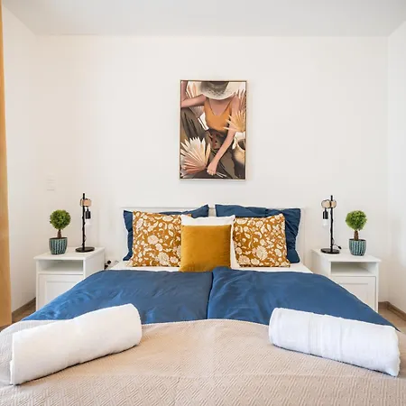 Apartamento Need In Bp - Garage, Terraces, Aircon Budapest