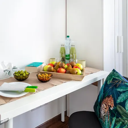 Bubbly Calm By Stn Apartment *