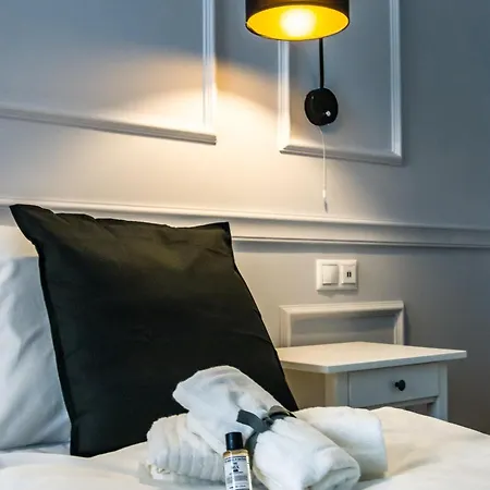 Apartment Wilson's Oktogon Square Budapest