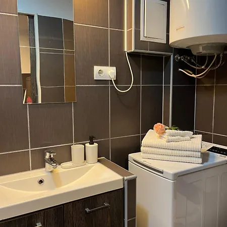 Apartment T 62