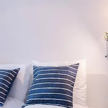 Apartment Brand New And Modern Budapest