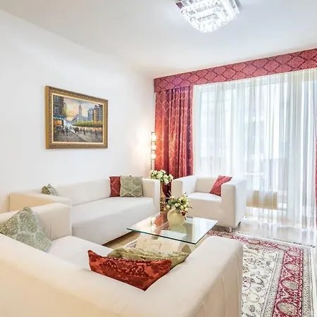 Homey With Ac And Balcony *