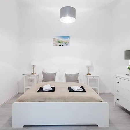 Brand New And Modern Apartment *