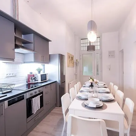 Brand New And Modern Appartement