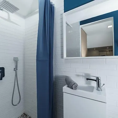 Cityscape Budget Kerepesi Apartment *