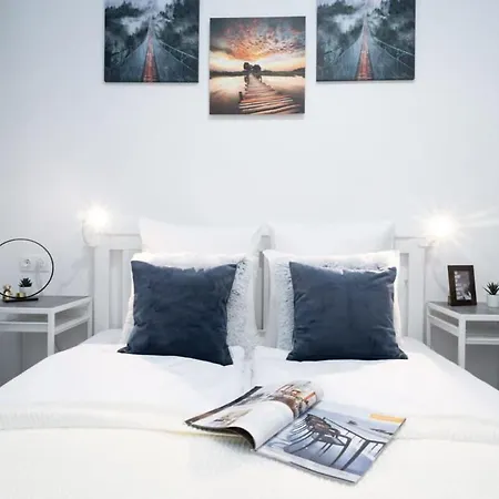 Apartment New At Exlusive Location