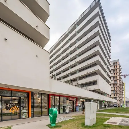 Jacuzzi On Terrace - Unique Apartman Budapest