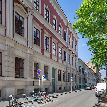 Very Center - Modern - Cute *