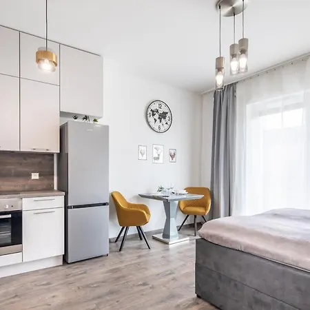 Modern Comfy Next To The River Apartment *
