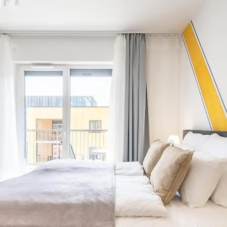 Apartment Modern Comfy Next To The River