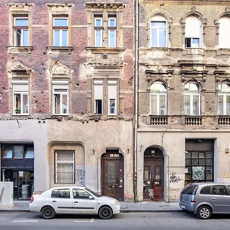 Apartment Cute Modern Getaway In The Heart Of The Budapest