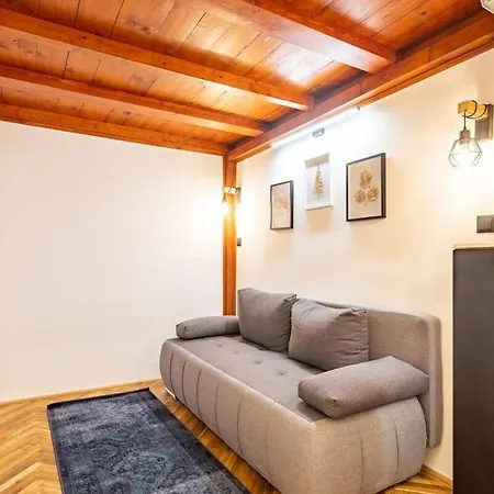 Apartment Cute Modern Getaway In The Heart Of The