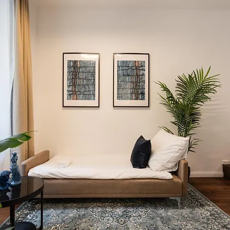 R10- Boutique Apartments, Location. By Bqa *