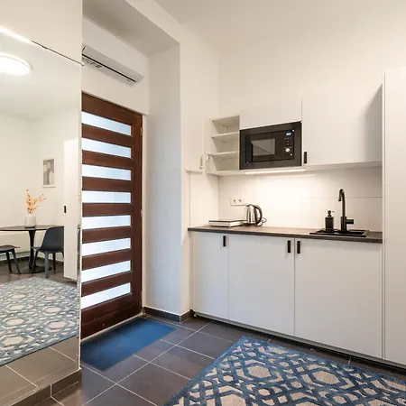 R10- Boutique Apartments, Location. By Bqa Apartment *