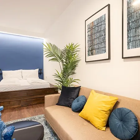 R10- Boutique Apartments, Location. By Bqa Apartment