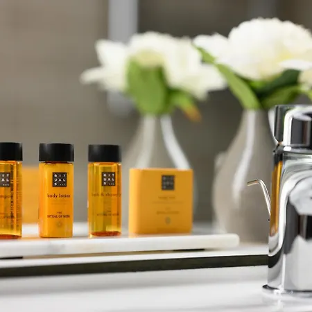 Hotel Moments By Continental Group 4*