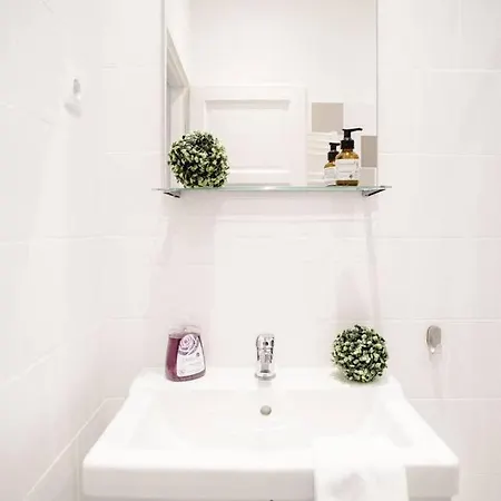 Cute, New And Modern In The Center Apartman Budapest