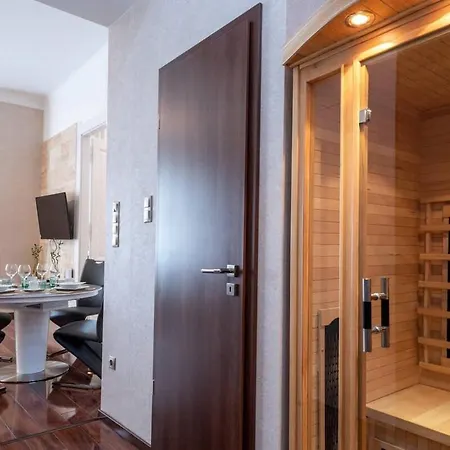 Luxy Design Apartment