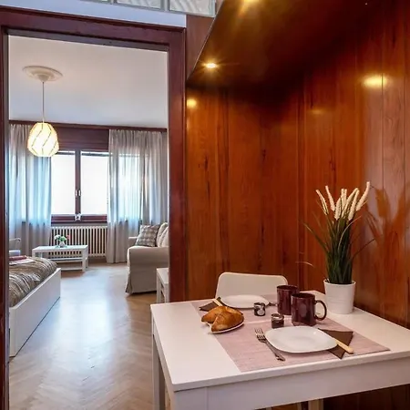 Convenient In The Heart Of Downtown *