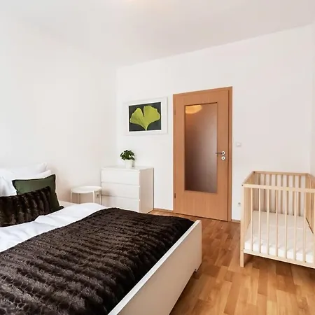 Pleasant & Comfy In Super Location Apartment *