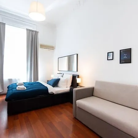 Apartment Very Convenient Large Ac Place
