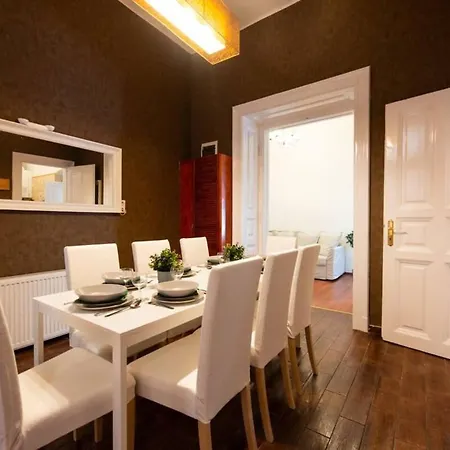 Apartment Very Convenient Large Ac Place