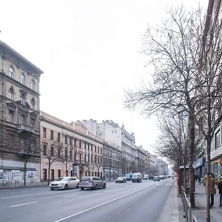Apartment Very Spacious Ac Budapest