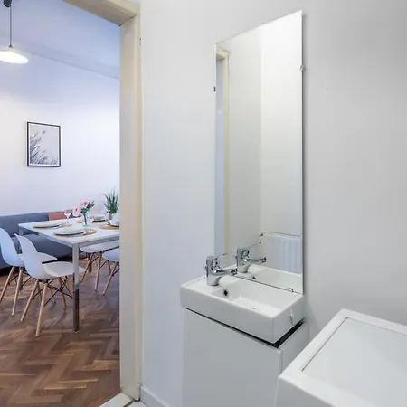 Spacious Apartment Budapest