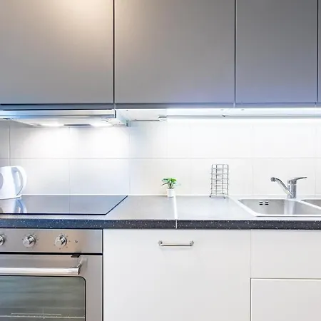 - Terrace - Modern Apartment
