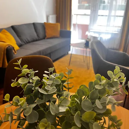 Corvin Gold City Garden Apartment Budapest