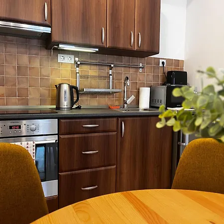 Apartment Corvin Gold City Garden *