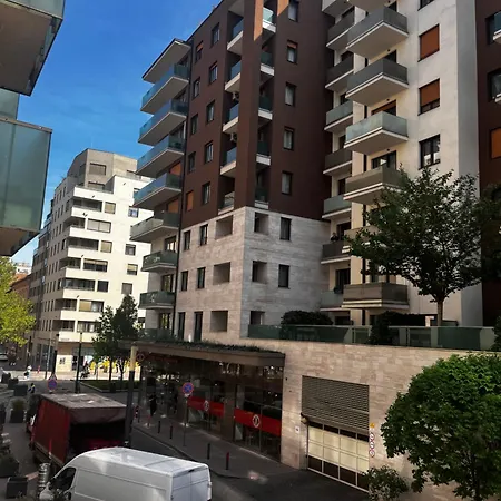 Corvin Gold City Garden Apartment