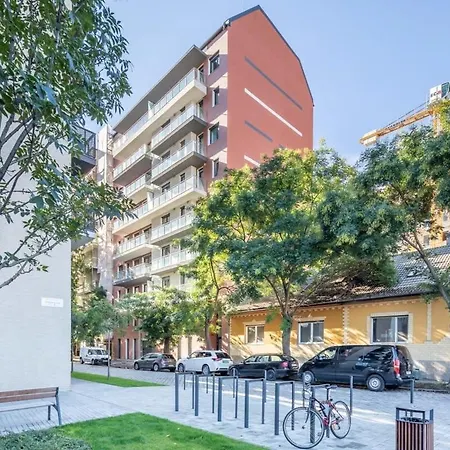 Balcony - Easy Parking - Comfy Apartman *