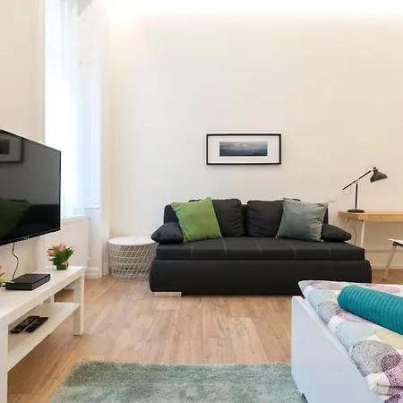 Appartamento Luxury New-3bdr 3bth Sauna!city Center *