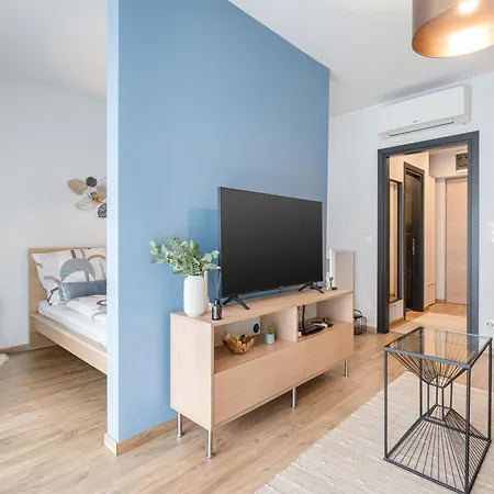 Blooming With Free Underground Parking Appartement