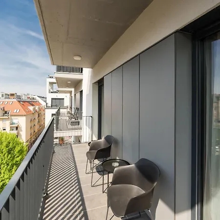 Apartment Brand New Modern Apartment-2 Rooms-balcony-garage *