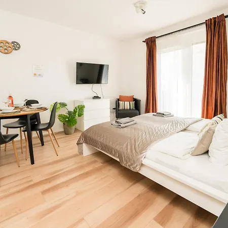 Apartment Brand New Modern Apartment-2 Rooms-balcony-garage Budapest