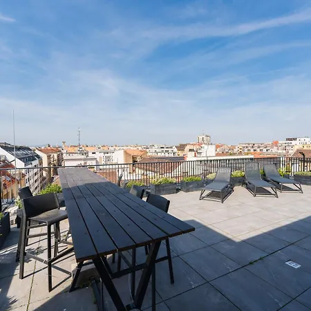 Brand New Modern Apartment-2 Rooms-balcony-garage Apartment Budapest