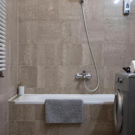 Apartman Deluxe Gozsdu Court
