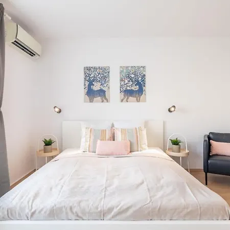 Lovely And Cosy * Budapest