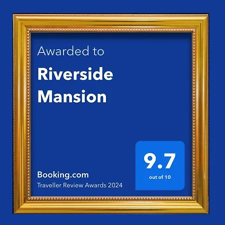 Riverside Mansion Apartment Budapest