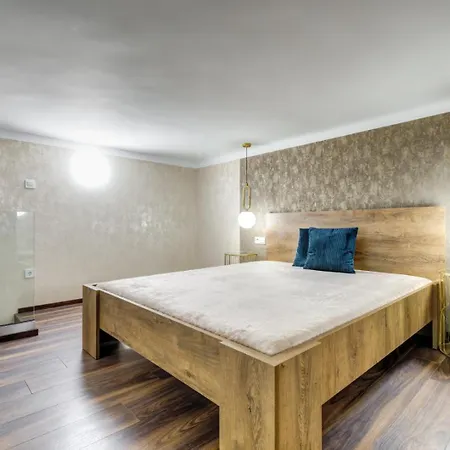 Mega - Elegance - No Deposit Needed * Budapest
