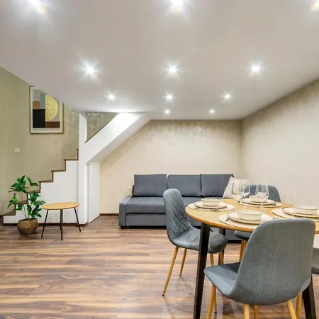 Mega - Elegance - No Deposit Needed Apartment *