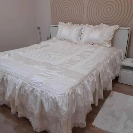 Apartment Modern, Quiet & Cozy In The Middle Of Downtown Near Danube At Fashion Street