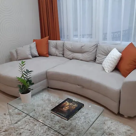 Modern, Quiet & Cozy In The Middle Of Downtown Near Danube At Fashion Street