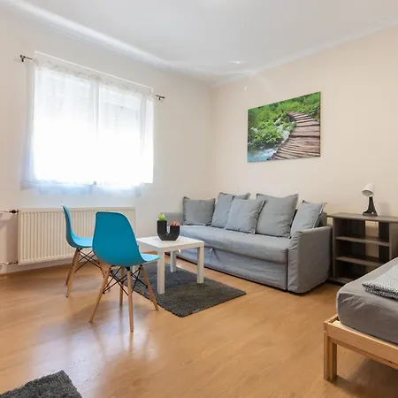 Apartment K52 *