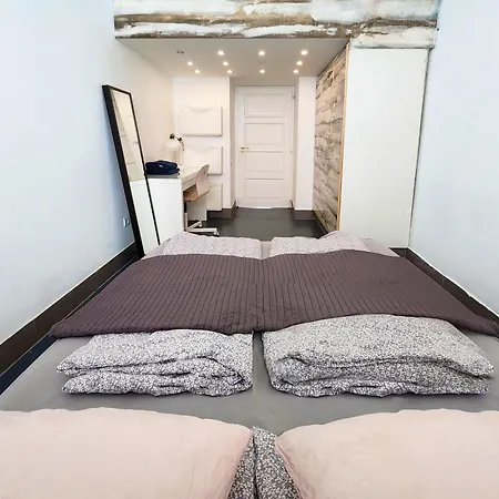 Modern Stylish 2 Bedroom Budapest