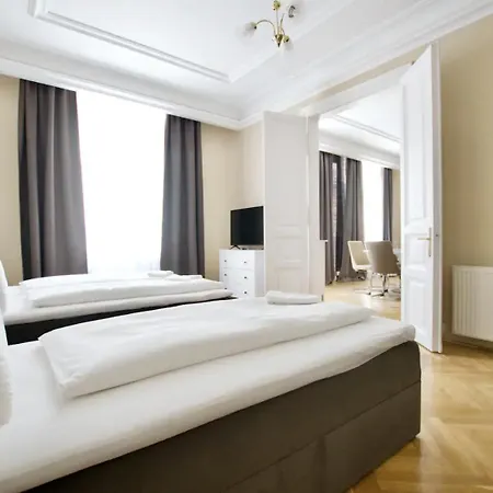 Premium By Hi5 - Ferenciek Tere - 3 Bdr Budapest