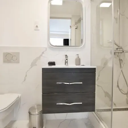 Apartment Premium By Hi5 - Ferenciek Tere - 3 Bdr *