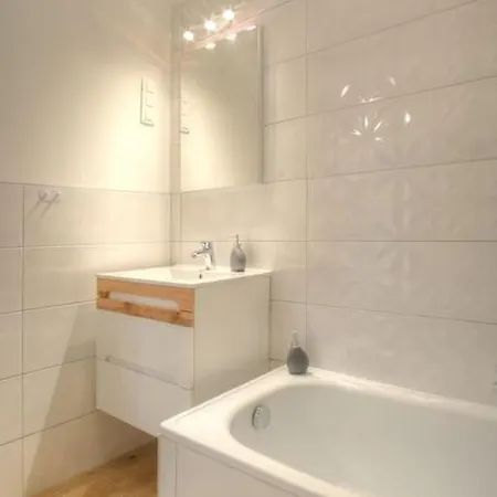 Apartment Castlehill1011- Free Parking And Ac In The Inner City